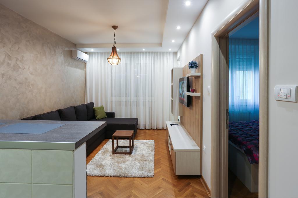 Apartment Promenada Novi Sad Exterior foto